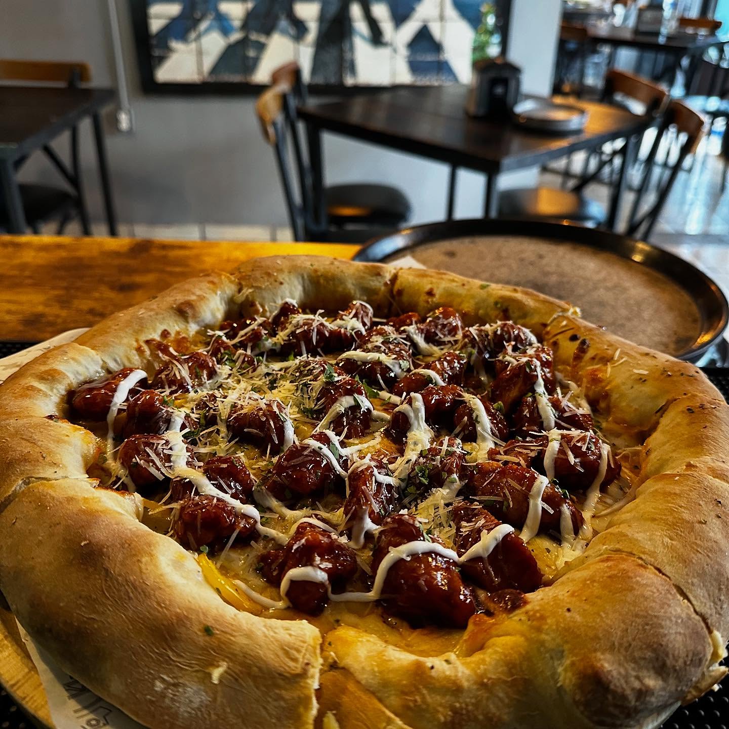 Pizza artesanal de Horno y Plancha
